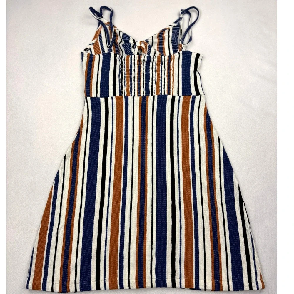 Love Tree Striped Cami Mini Dress Womens Small S Sweetheart Tie Front Smocked - Picture 2 of 6